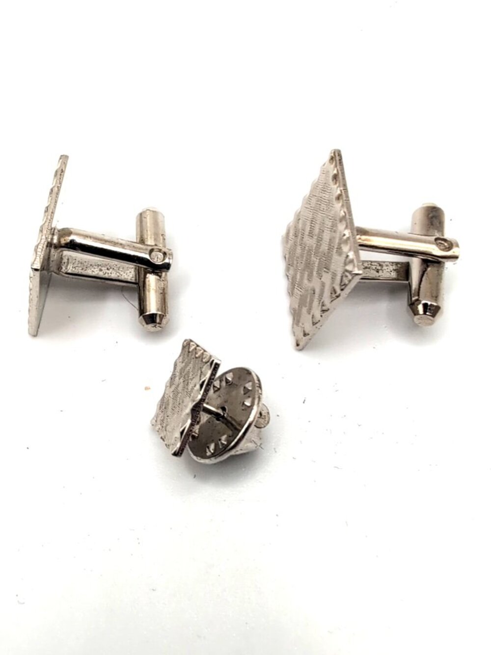 Vintage Silver Tone Textured Square Cufflinks + Matching Lapel Pin Unbranded - Picture 4 of 6